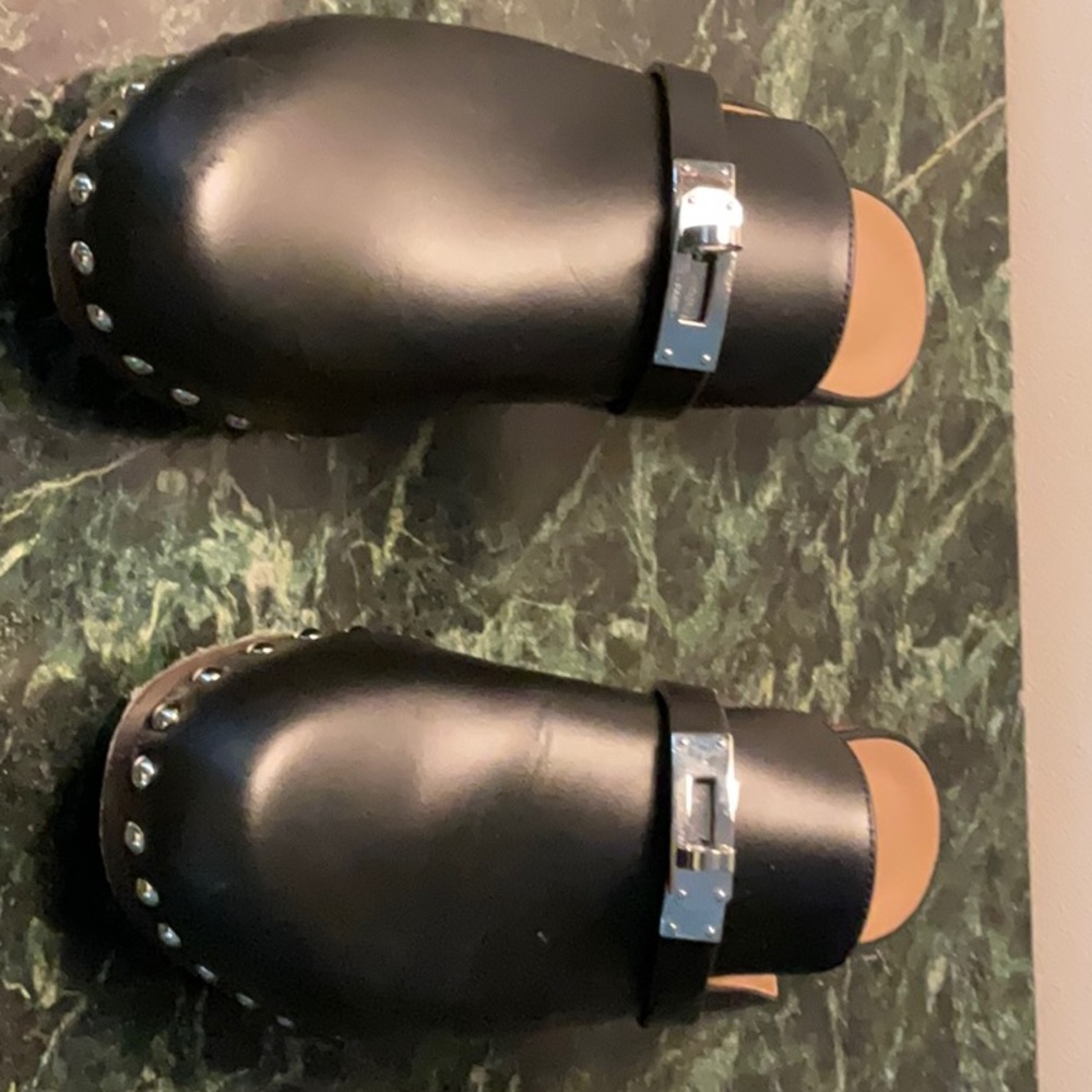 Hermes black leather clog sz 7 in excellent condition silver palladium hardware